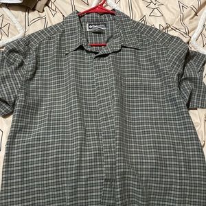 Mens Columbia button up short sleeve